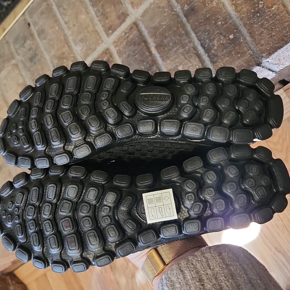 Skechers Woven Lightweight Memory Foam Slip On Sneakers Never Worn Size 7.5 NWOT - Picture 9 of 10
